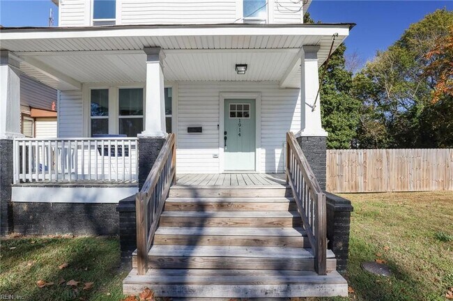 Building Photo - 1914 King St