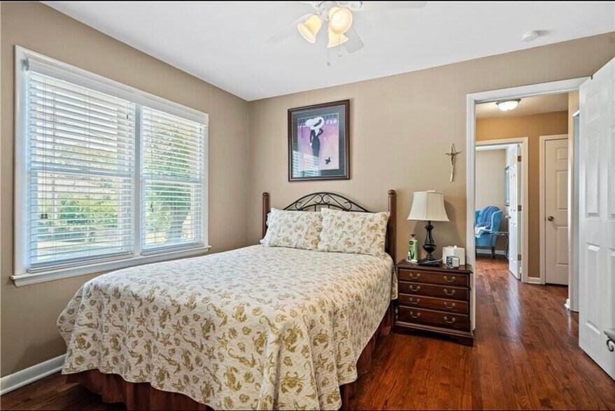 Building Photo - 8541 Riggs St