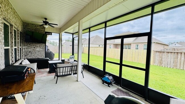 Building Photo - 6947 Osprey Dr