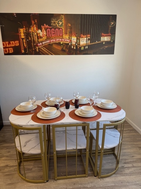 Building Photo - 10 Gentry Wy