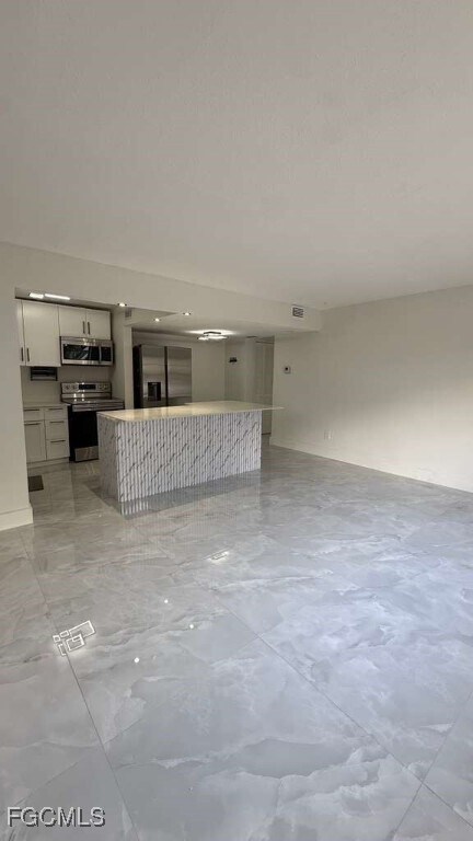 Building Photo - 1449 N 14th Way