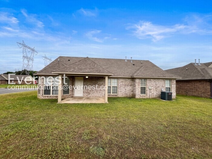 Building Photo - 8843 Smith Ranch Dr