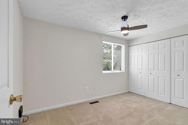 Building Photo - 8483 Aurora Ct