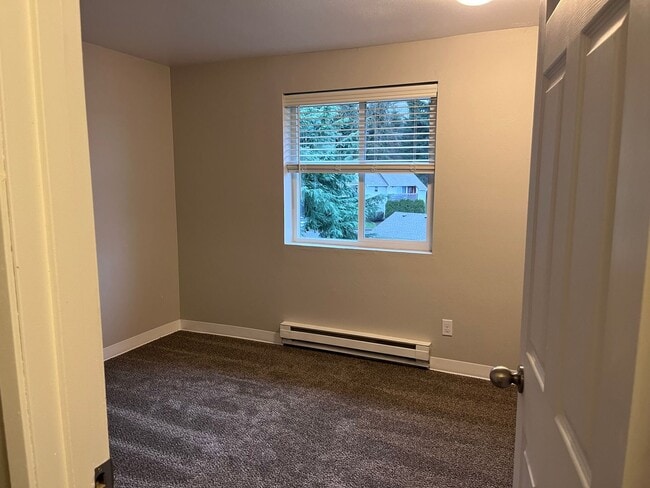 Building Photo - Beautiful Forest Views From The Top Floor and a Great Deal!! $900 Off Your First Full Month!