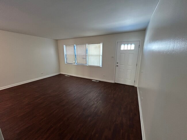 Building Photo - 1436 Forest Pl