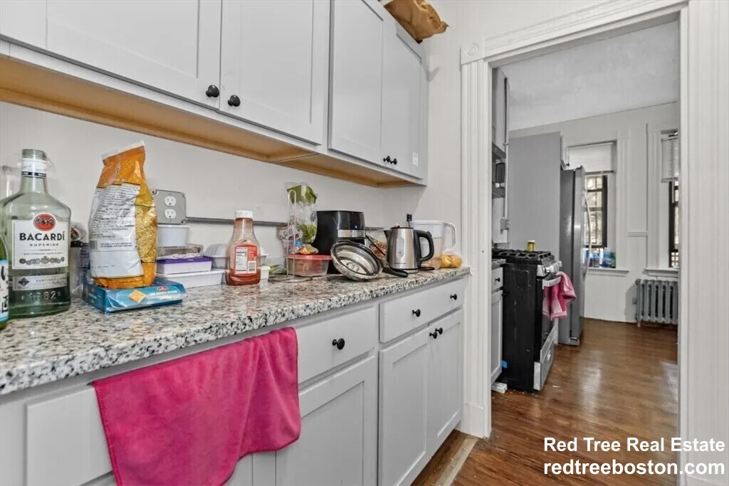 Building Photo - 868 Huntington Ave