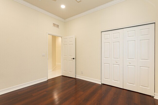 Building Photo - 3352 Siena Cir