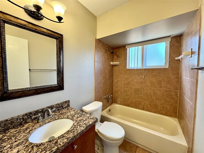 Building Photo - 6133 Buchanan St