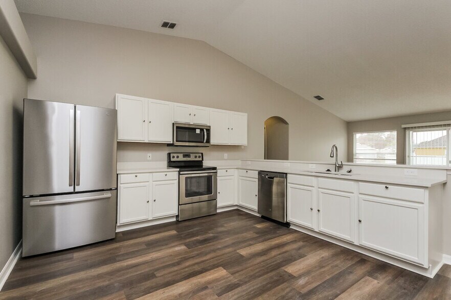 Building Photo - 232 Tiffany Ct