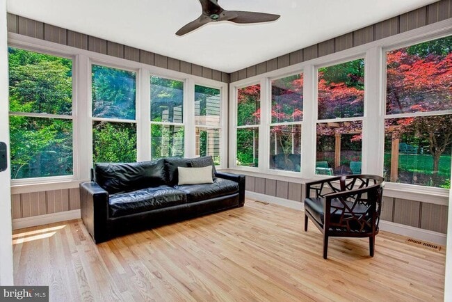 Building Photo - 9110 Sterling Montague Dr