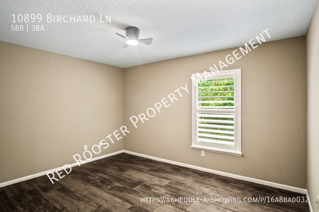 Building Photo - 10899 Birchard Ln