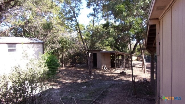 Building Photo - 252 Sir Winston Dr