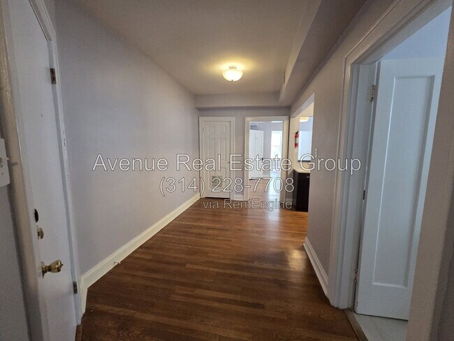 Building Photo - 905 Concordia Ln