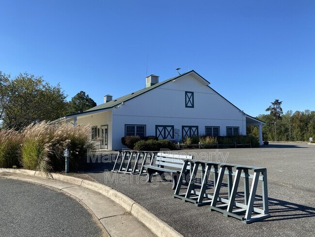 Building Photo - 18422 Centennial Cir