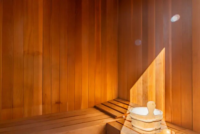 Building Photo - 22 Whitney Dr