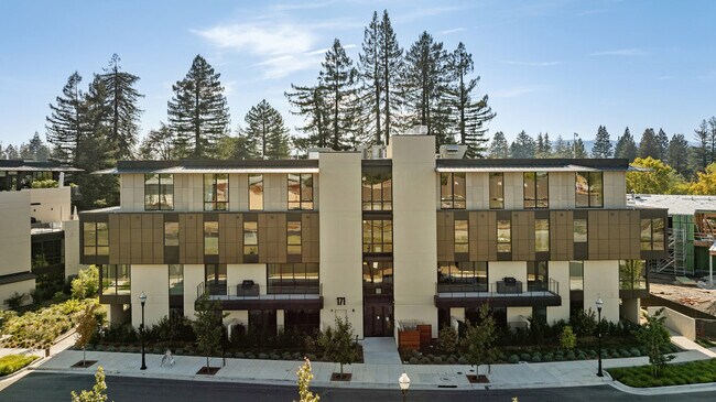 Building Photo - 171 Sawmill Cir