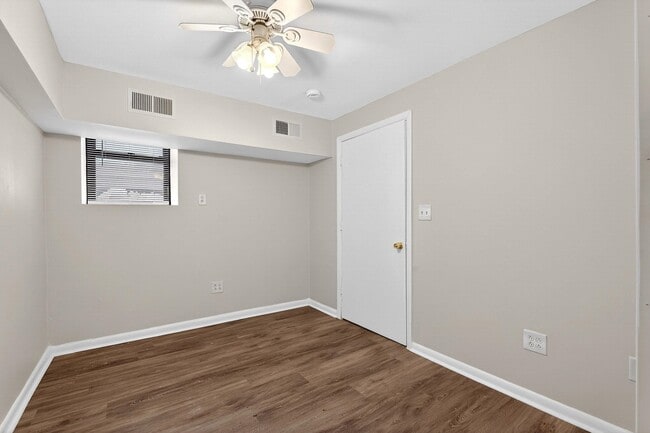 Building Photo - 761 Avenue A