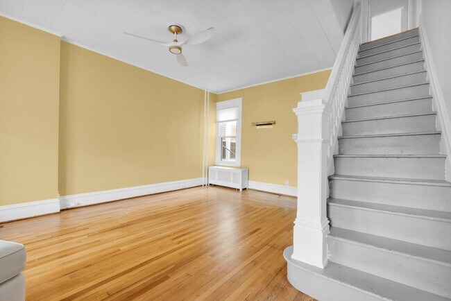 Building Photo - Spacious 3BR Allentown Gem – Comfort & Con...