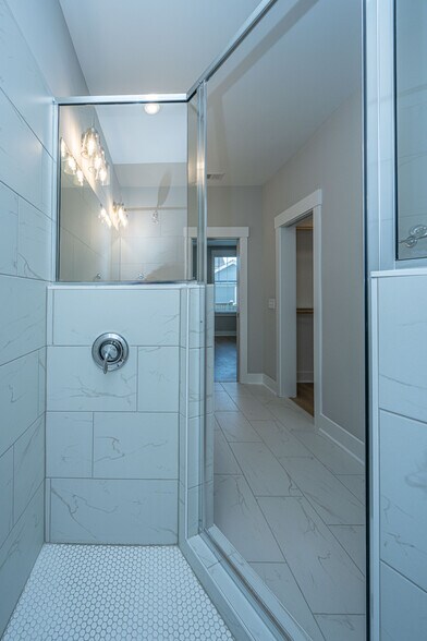 Building Photo - 163 Pocket Bend Cir
