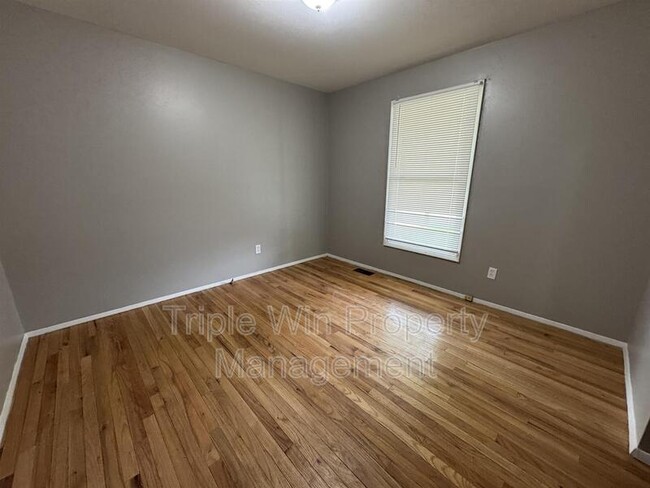 Building Photo - 11282 Ashcroft Ln