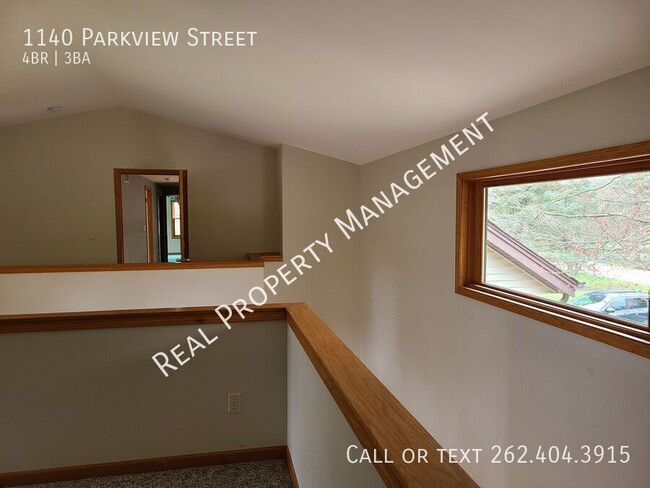 Building Photo - 1140 Parkview St