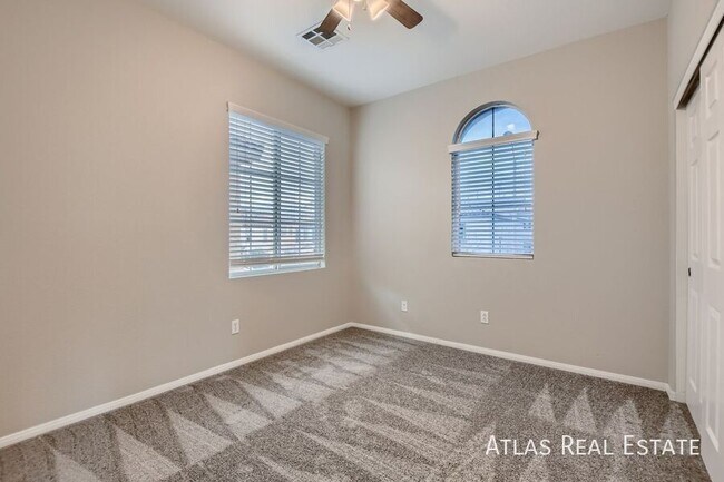 Building Photo - 9826 Mandrake Falls St