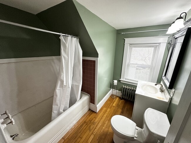 Building Photo - 24 Stone St