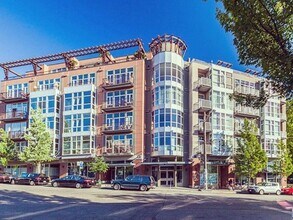 Building Photo - Stylish Capitol Hill Loft Condo w/ Floor-to-Ceiling Windows, Gas Fireplace