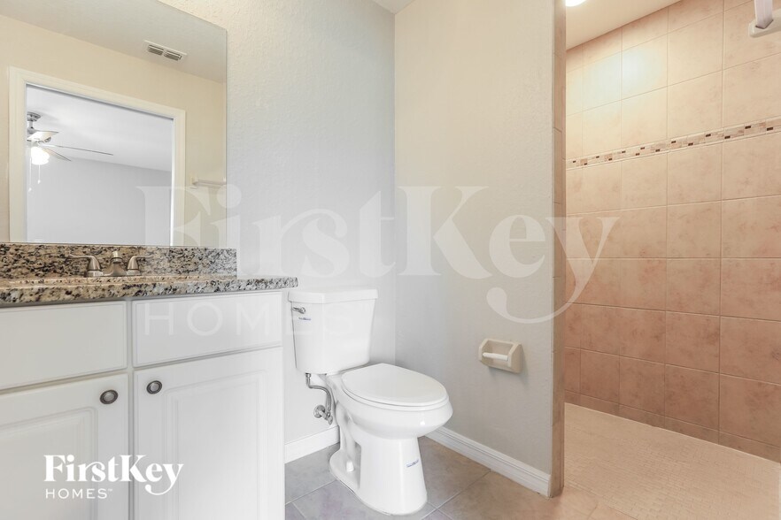 Building Photo - 12061 Helicon Ave