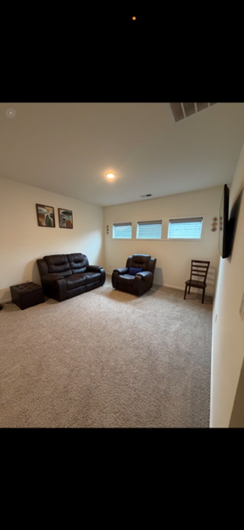 Building Photo - 5 BR/4BA | Newly Renovated Single Family Home | 1-Car Garage Parking | Fenced backyard