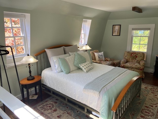 Upstairs bedroom with TV - 121 Lafayette Rd