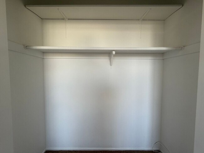 Building Photo - 2 BEDROOM CONDO UNIT IN THE WEST LA AREA 646 481 4404