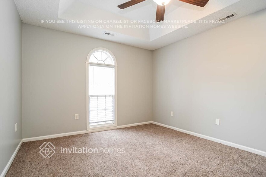 Building Photo - 507 Meadowbrook Dr