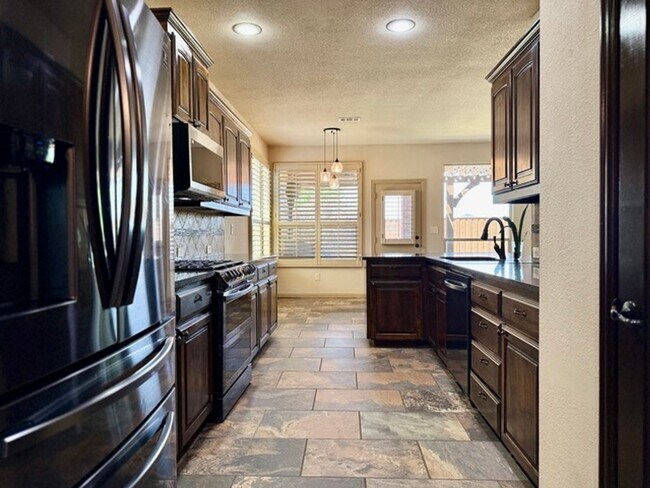 Building Photo - 1409 San Miguel Ct