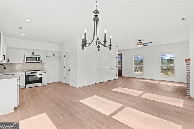 Building Photo - 101 Carroll Cir