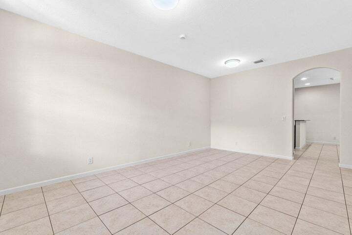 Building Photo - 7359 Briella Dr