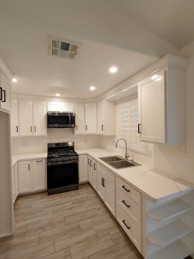 Building Photo - 409 Silverado Trail