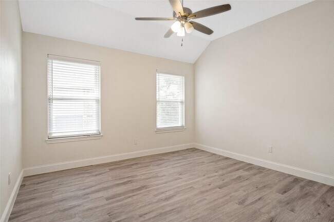 Building Photo - 7008 Caldwell Ln