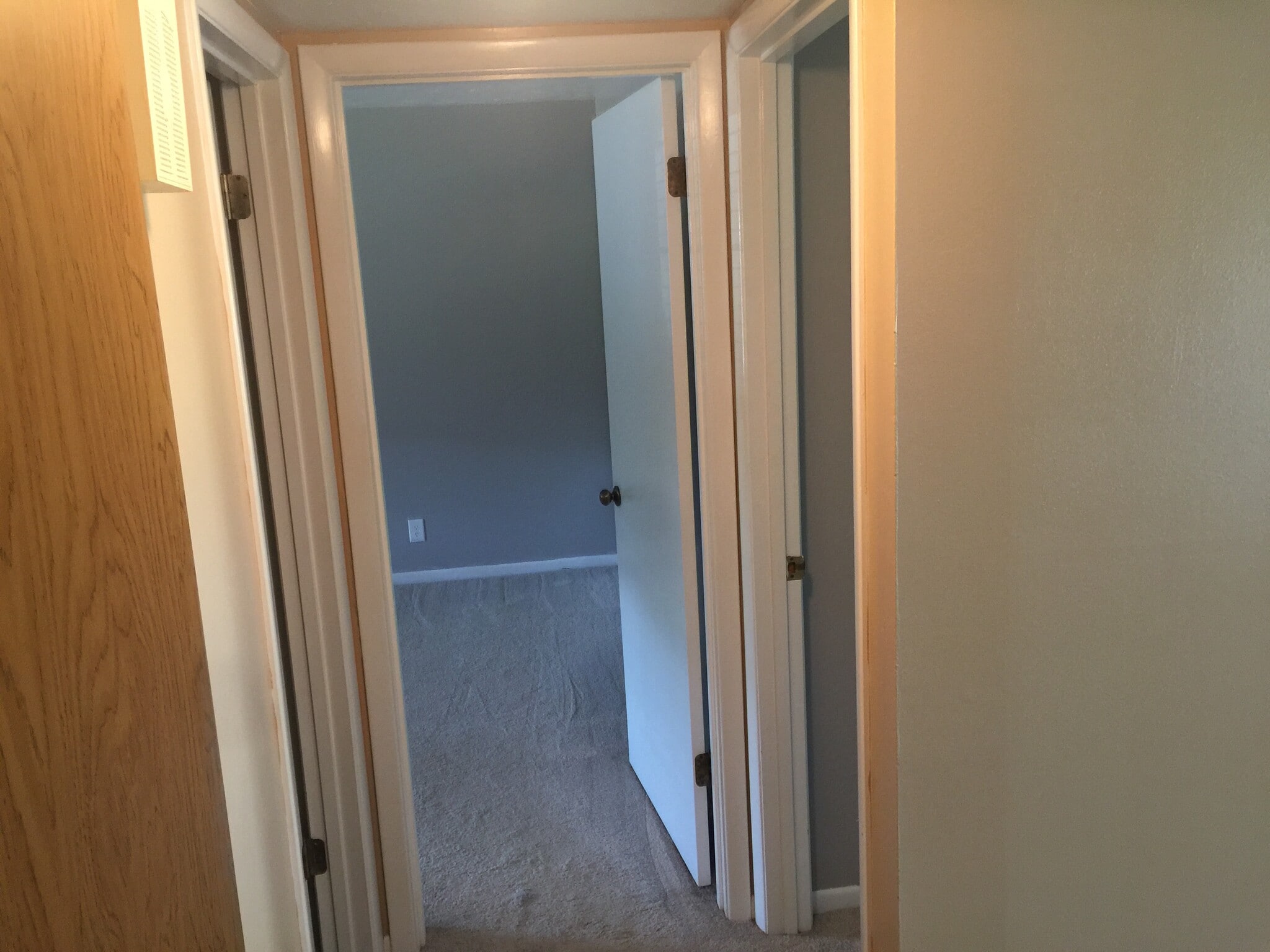 Hallway - Right Door to Bedroom #1, Straight to Master Bedroom, Left Door to Full Bath - 4912 Angelia Dr