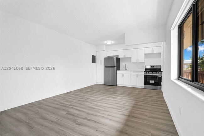 Building Photo - 13210 Memorial 217