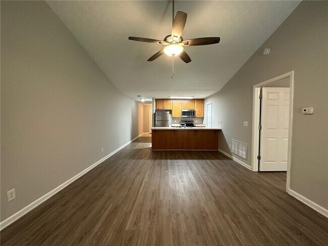 Building Photo - 3976 Hidden Hollow Dr