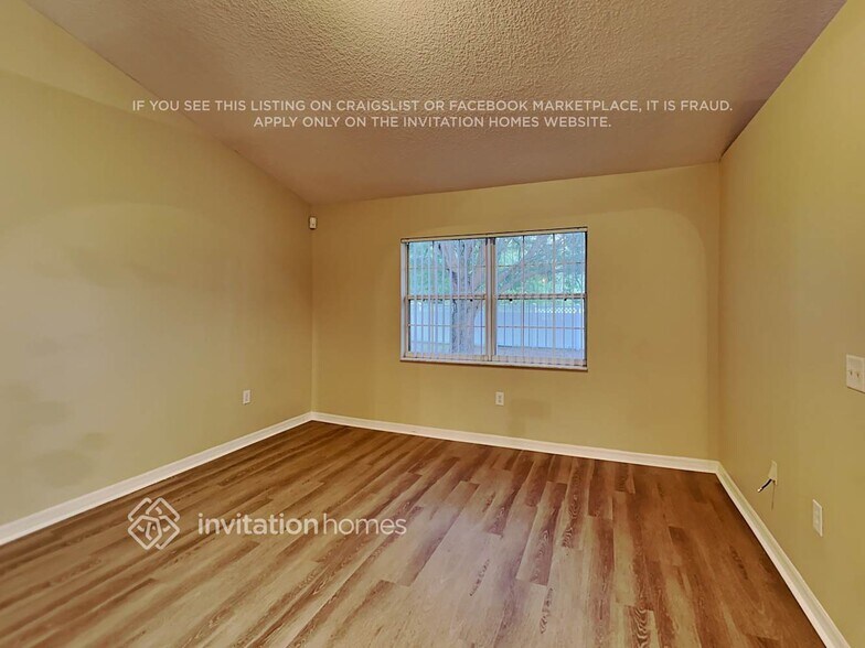 Building Photo - 2486 W Moonlight Ln