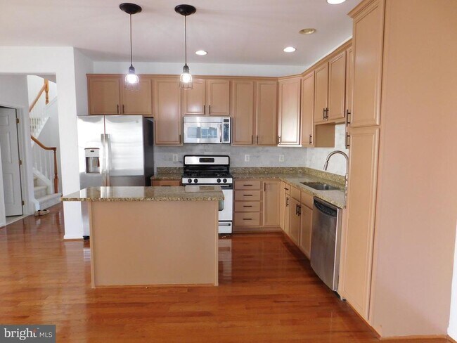 Building Photo - 25207 Bald Eagle Terrace