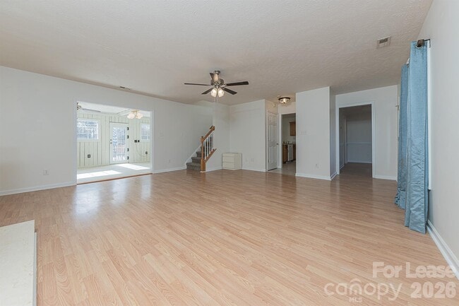 Building Photo - 110 Mendover Dr