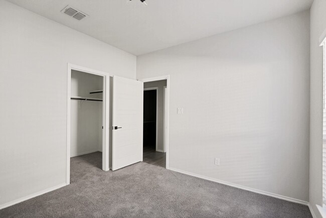 Building Photo - 9313 Aggie Run