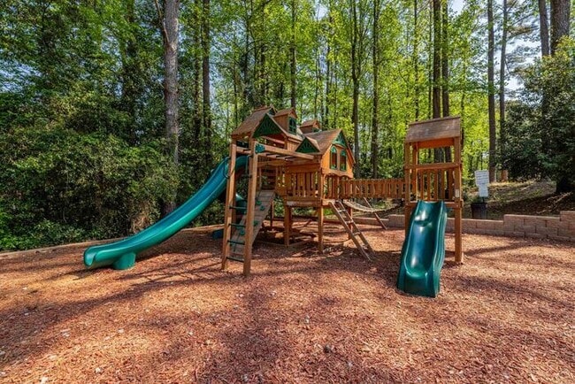 Building Photo - Live Larger Near Emory — Spacious 2-Bedroom with 1.5 Baths | 936 SF