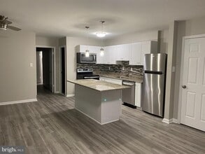 Building Photo - 6220 Edsall Rd