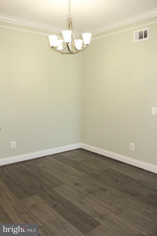 Building Photo - 1580 Spring Gate Dr.