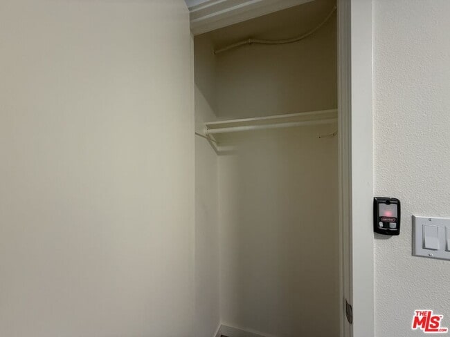 Building Photo - 1732 W 169th Pl