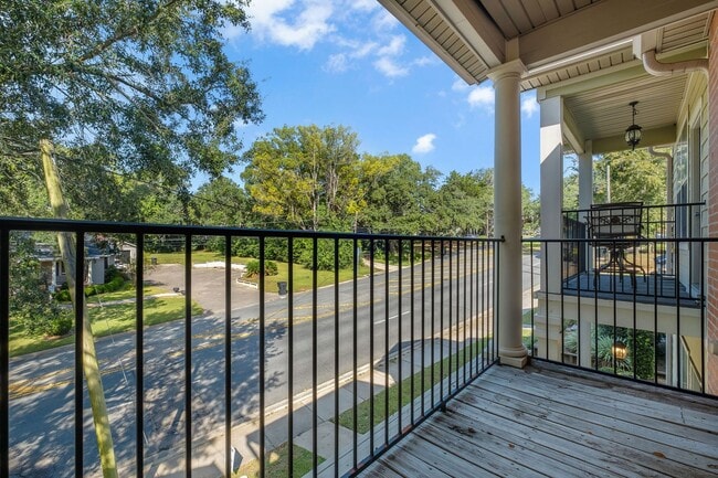 Building Photo - Midtown Tallahassee Townhome